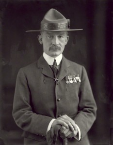 by Henry Walter ('H. Walter') Barnett, whole-plate glass negative, 1908